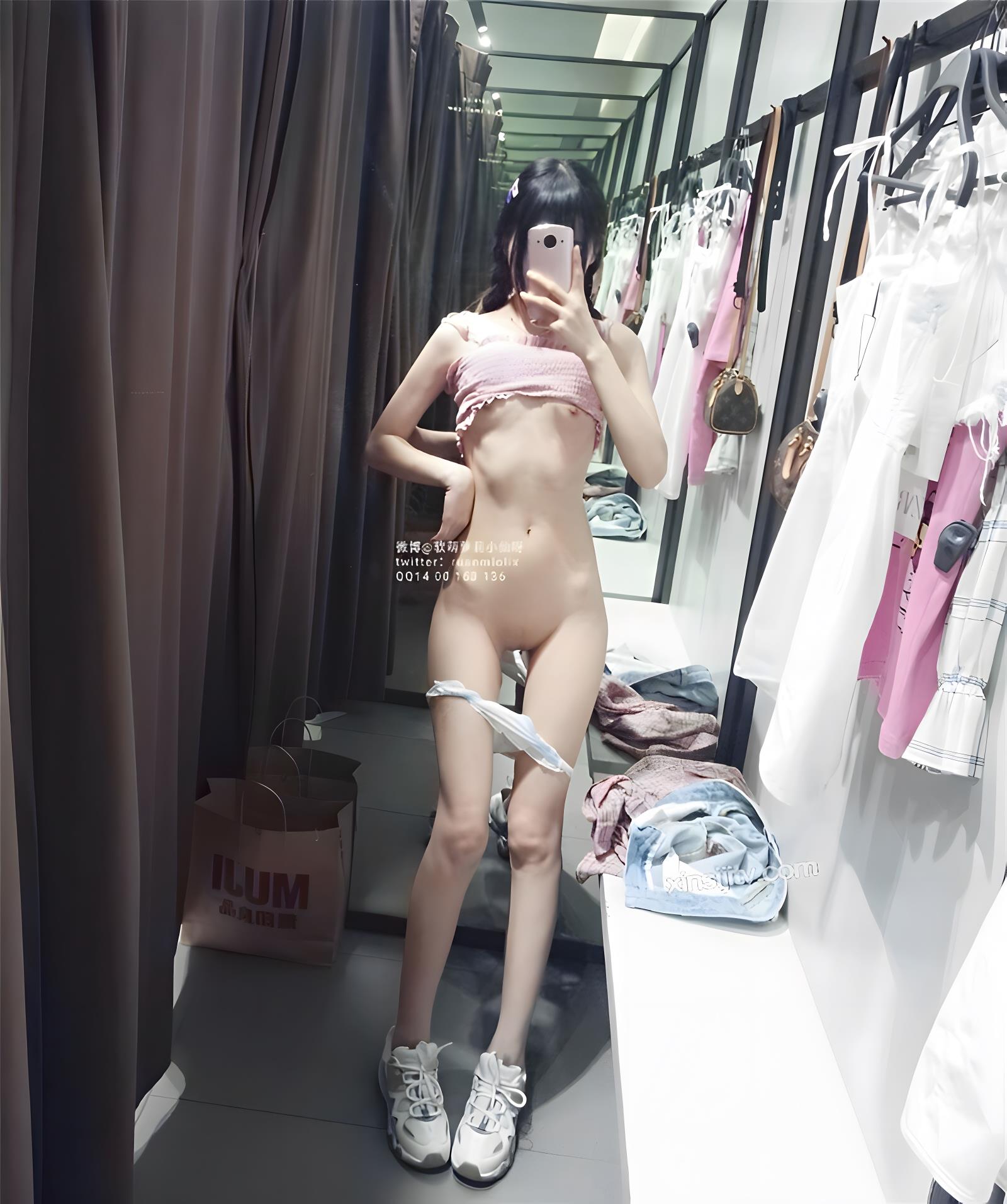 nakedwomenjpg.com_selfie_NO.20_big fat tits