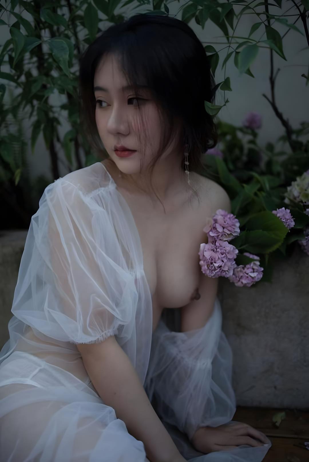 nakedwomenjpg.com_asian_NO.1983_desi sexy boobs